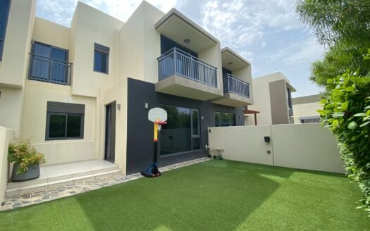 Fully Landscaped | Single Row | 3BR + Maid in Maple