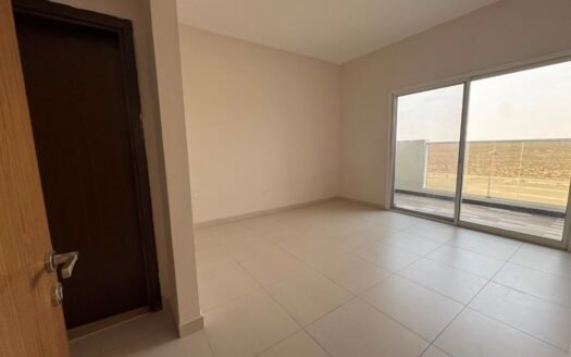 2BR | Vacant | Front-Facing View